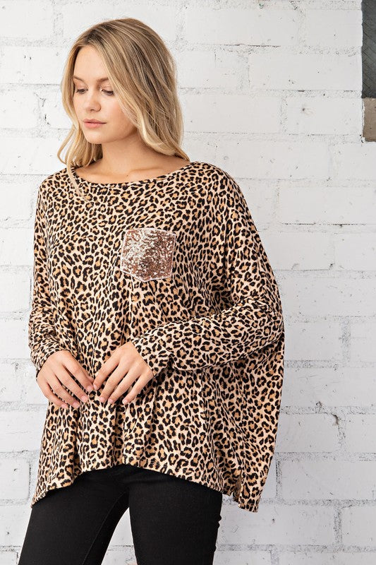 LEOPARD PRINTED OVER SIZED TOP