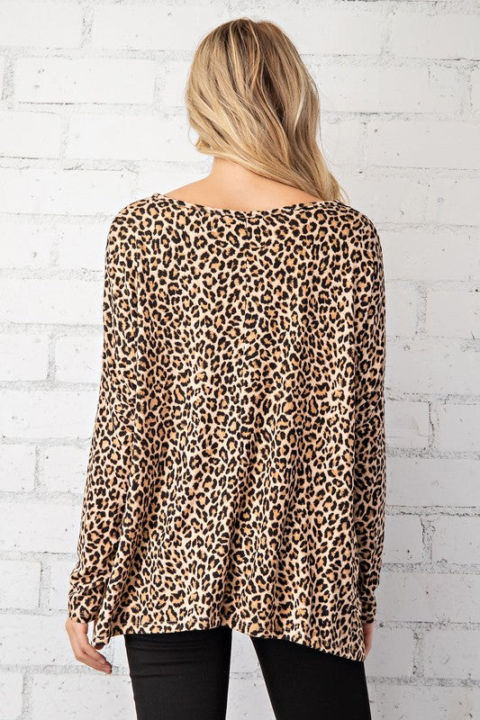 LEOPARD PRINTED OVER SIZED TOP